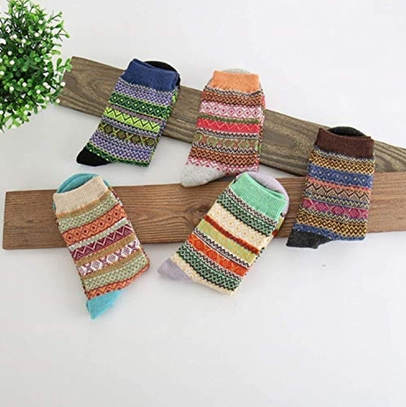 🆕️ 5 Pairs Wool Vintage Soft Cabin Warm Socks - Picture 3 of 6